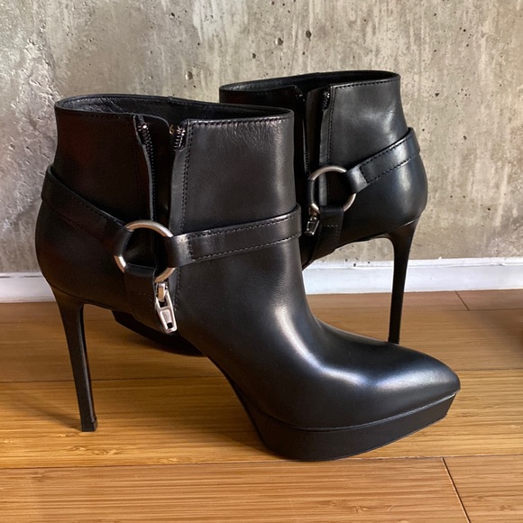 Janis- Saint Laurent stilettos, biker booties spin - Picture 3 of 7